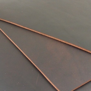 3-3.5mm Choc Brown Lyveden Leather 30 x 60cm